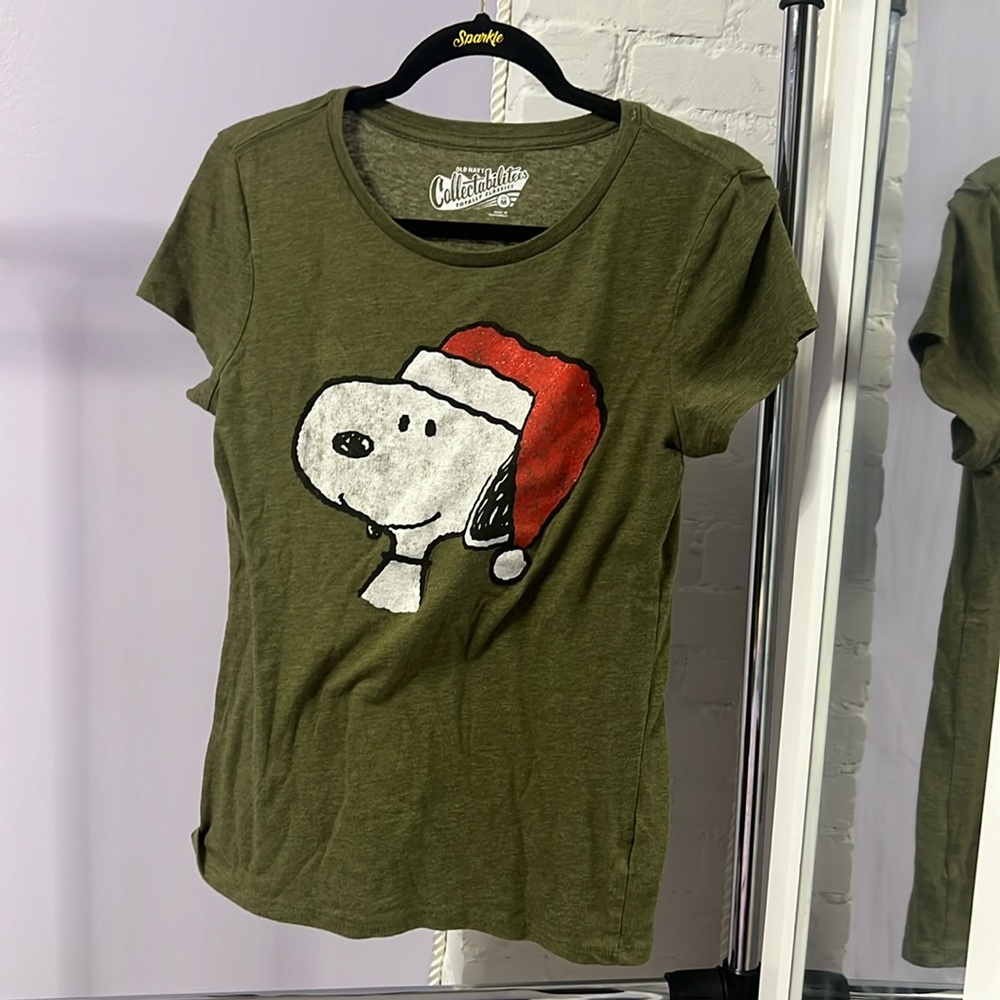 Snoopy t shirt